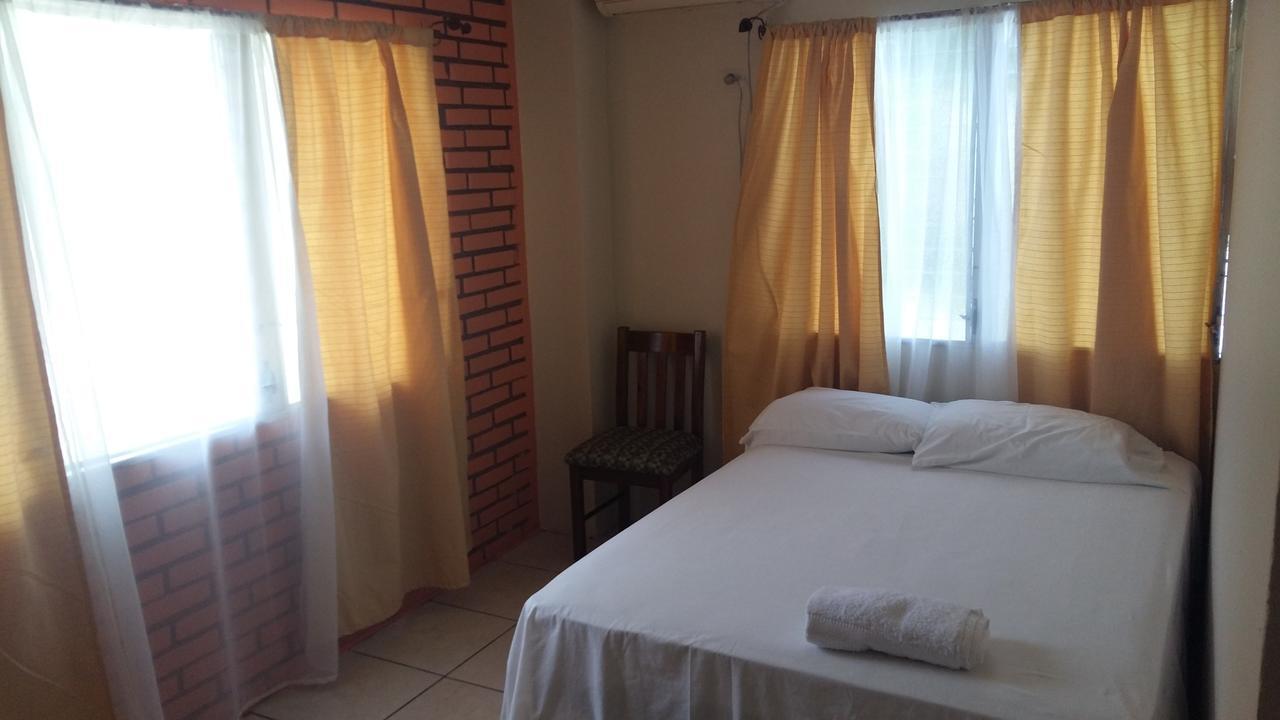 Hotel Casa Marina La Ceiba Exterior foto